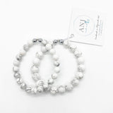 Howlite gray and white